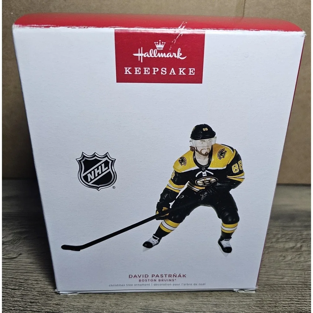Hallmark Keepsake Christmas Ornament David Pastrnak Boston Bruins 2022 NIB